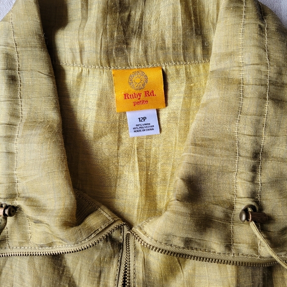 Ruby Rd. Petite gold lightweight linen jacket size 12p - Picture 9 of 13